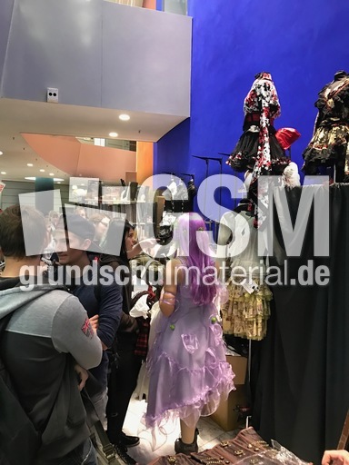 Cosplay-Kleidersuche.jpg